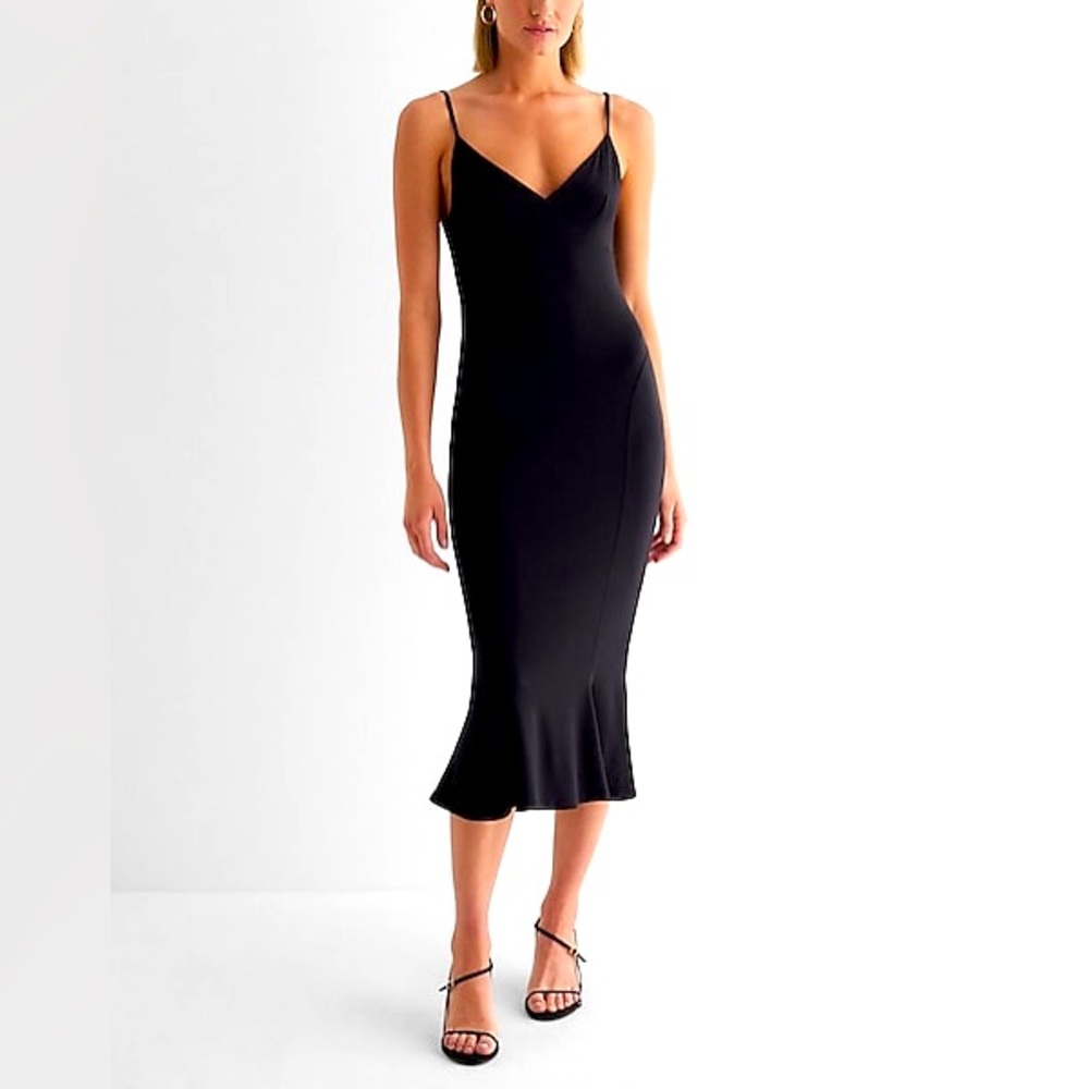EXPRESS  V-Neck Sleeveless Midi Slip Dress in Mocha